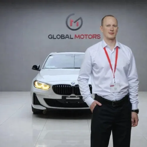 Максим из Global Motors