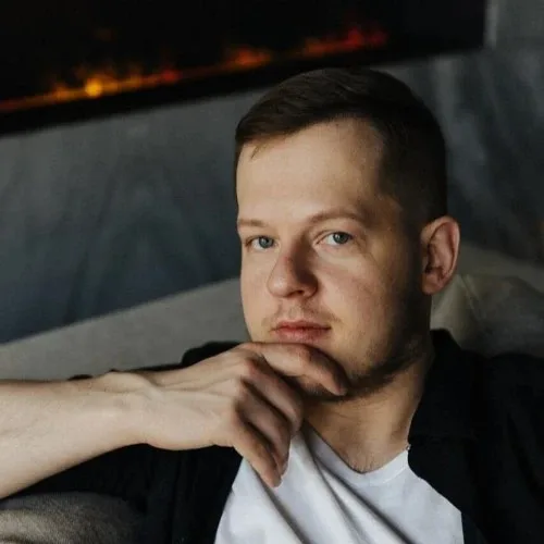 Помощник Ильи Сдобникова